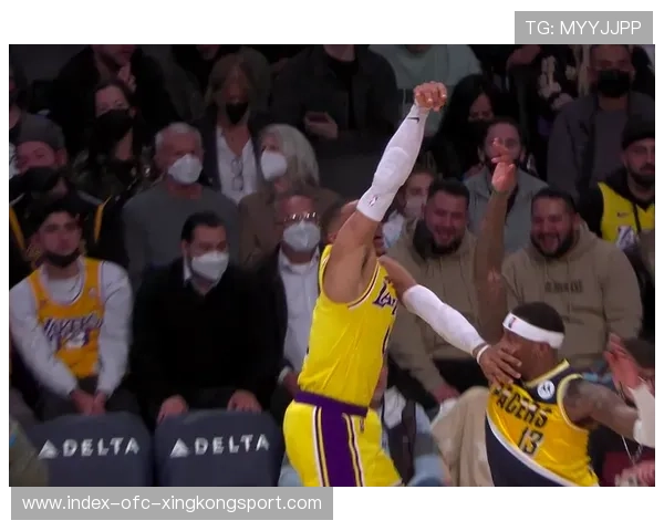 步行者外线三连击重新建立优势